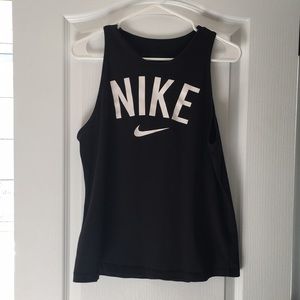Black nike tank